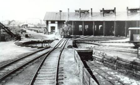 Historická fotografie výtopny z období první republiky